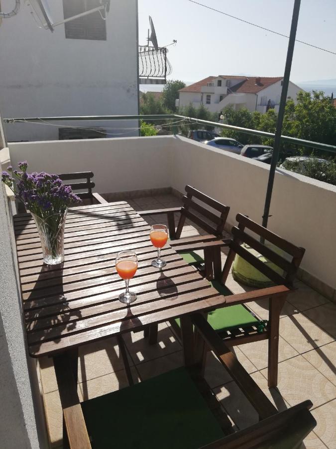 Apartments And Rooms With Parking Space Zavala, Hvar - 128 Jelsa  Eksteriør billede