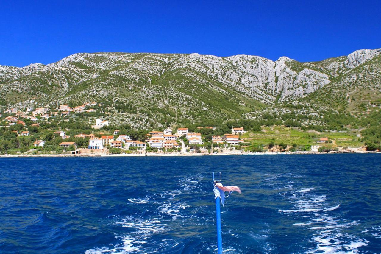 Apartments And Rooms With Parking Space Zavala, Hvar - 128 Jelsa  Eksteriør billede