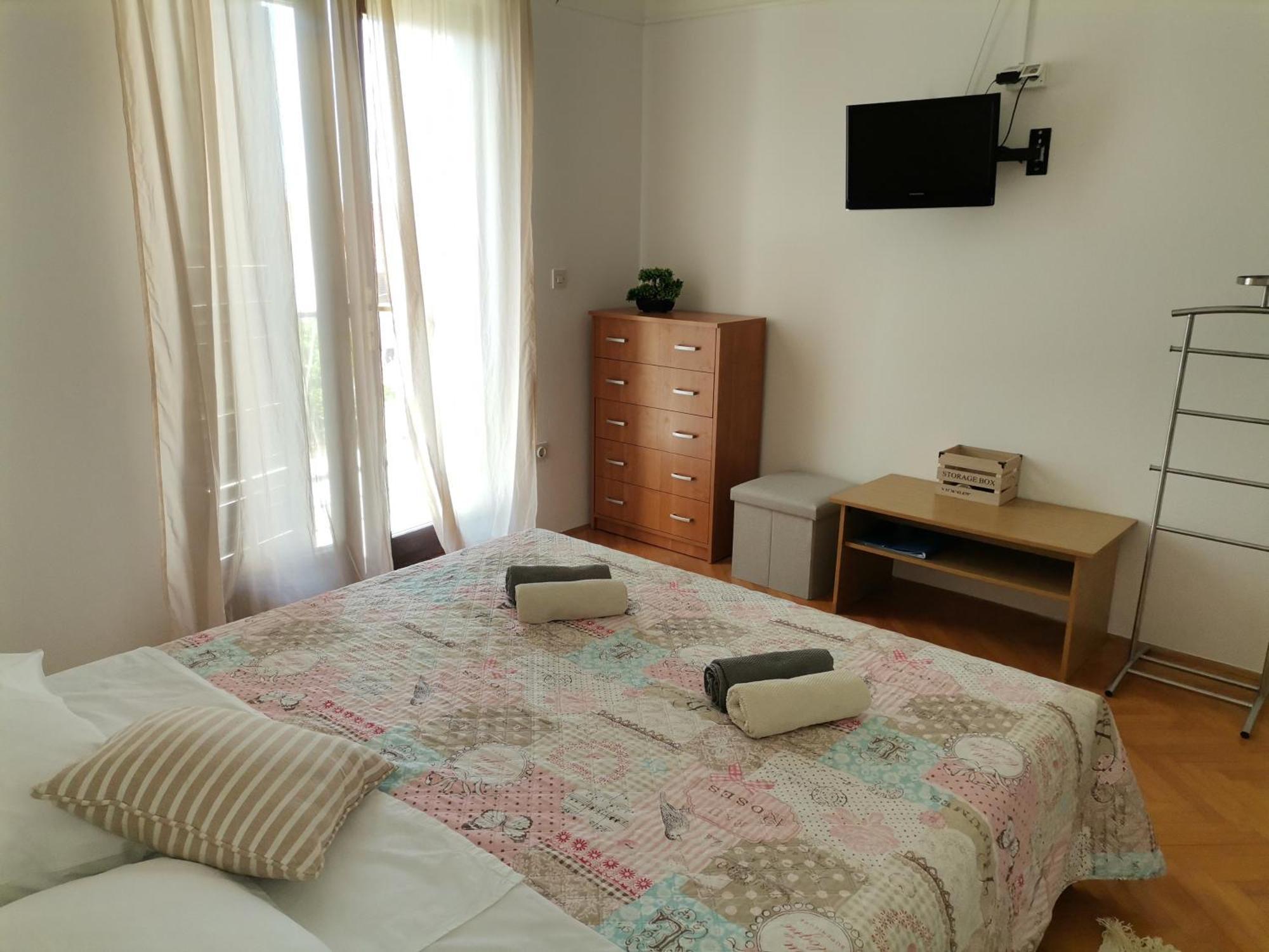 Apartments And Rooms With Parking Space Zavala, Hvar - 128 Jelsa  Værelse billede